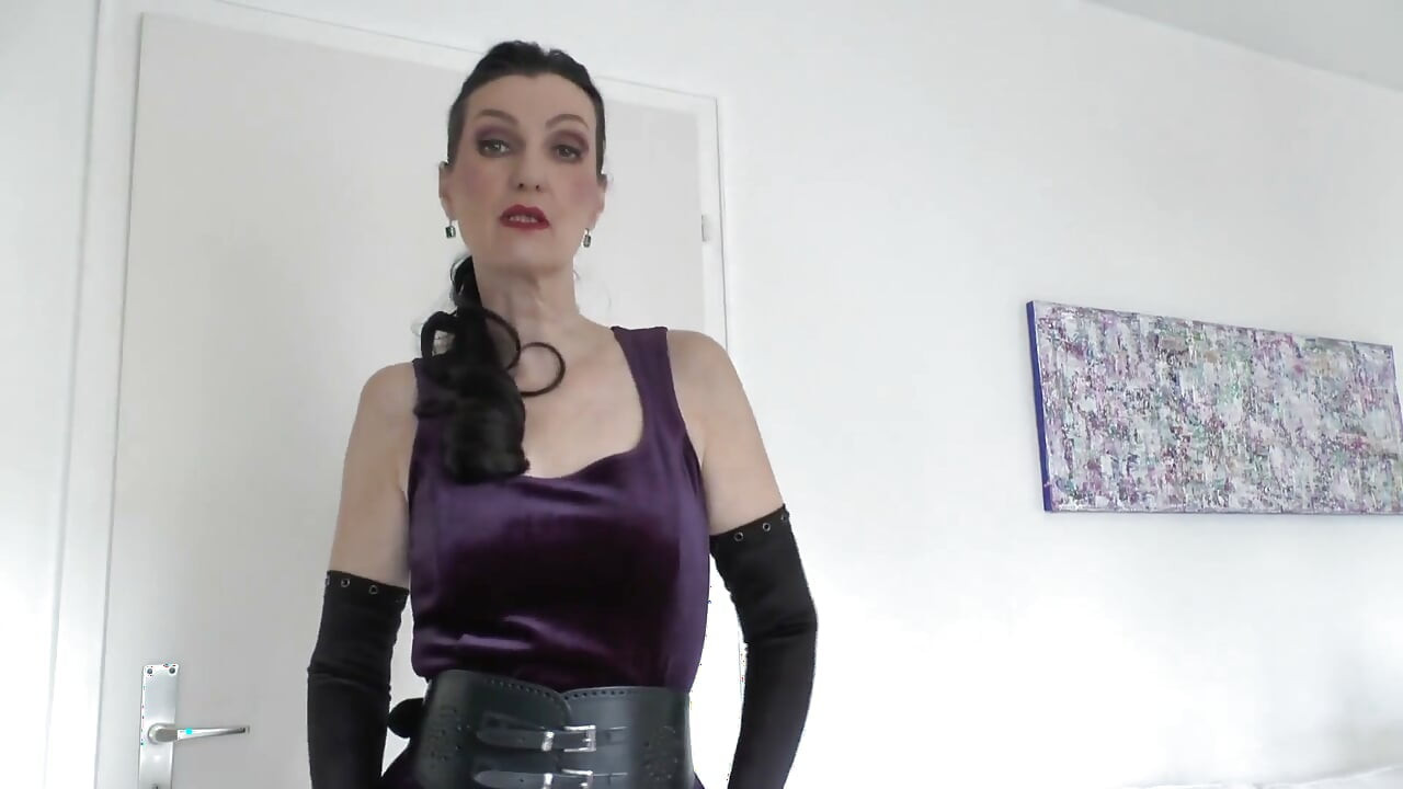 Wide Tight Belts Part 83 Lady Victoria Valente