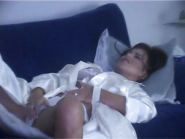 Sexy milf in lingerie pleasure her pussy