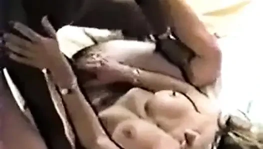 Aldatılan orta yaşlı seksi kadın - aldatan evli kadın
