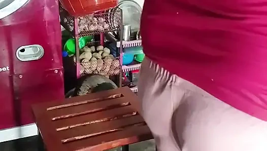 Ateşli güzel yengenin güzel amcığı eğlenceli seks Hintçe ses bhojpuri ses desi seksi video