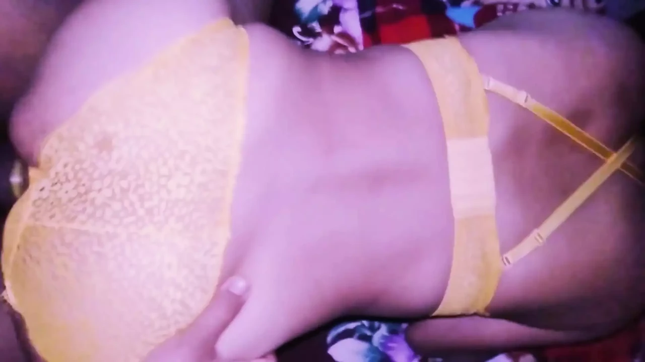 Chikyo Yar Bra Ra Penty Pani Nakholi