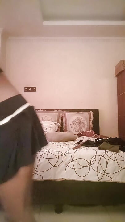 Senin hizmetçin olmaya izin ver