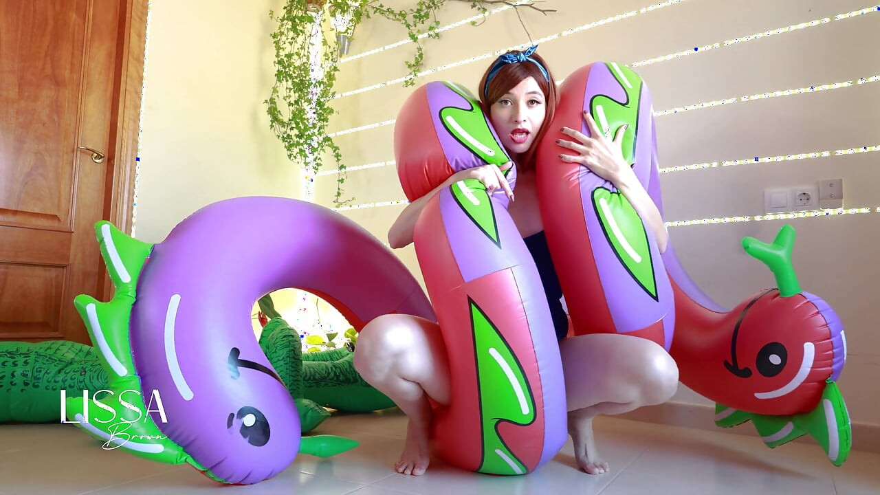 I Am the Prey of a Giant Inflatable Snake