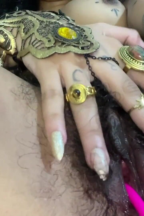 Hairy Goddess Masturbating