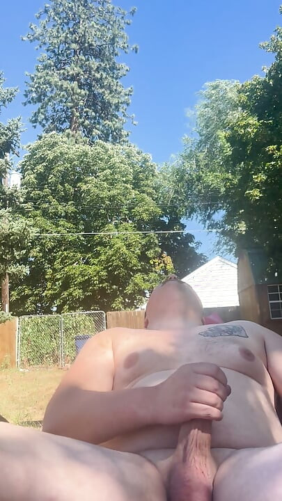 Naked play time