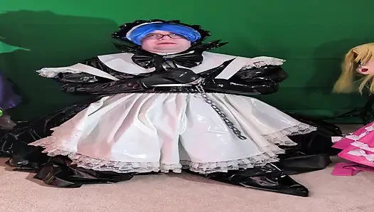Layered PVC Maid Aoi in a long magic wand vibrator session