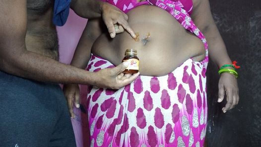 Nabel der schönen tamilischen Frau mit Honig und Zunge lecken Sexvideo Teil 3