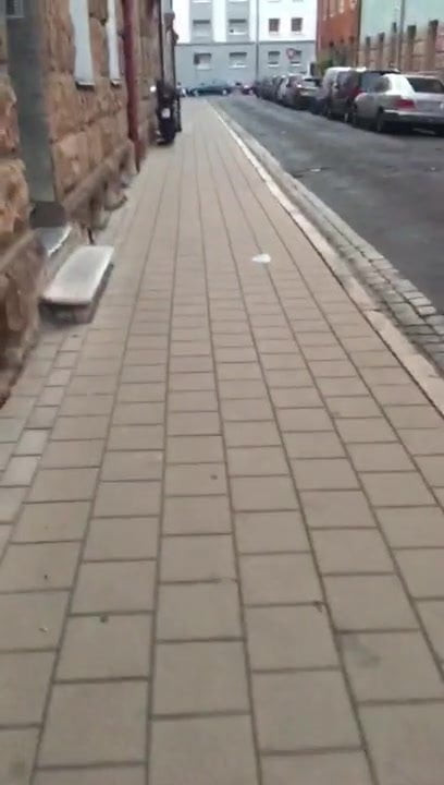 仕事に行く