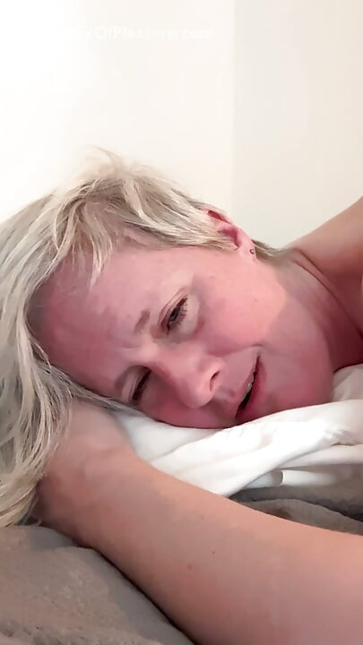 Horny MILF Can't Resist A Good Fucking