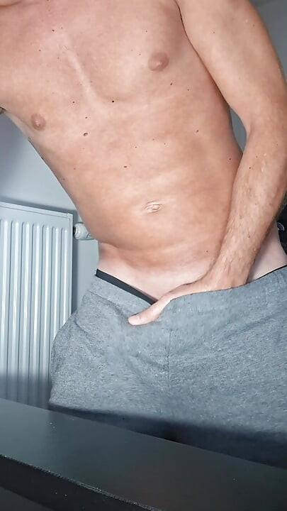 내 여친을 따먹어