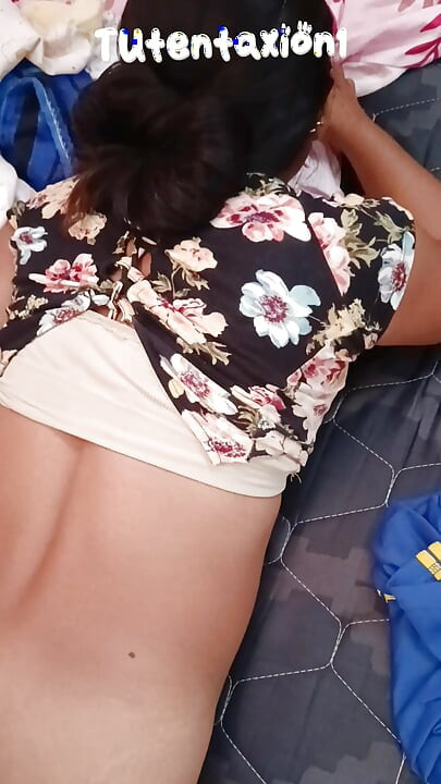HOMEMADE ANAL MY FRIEND GIVES ME DICK AND MILK IN THE ASS