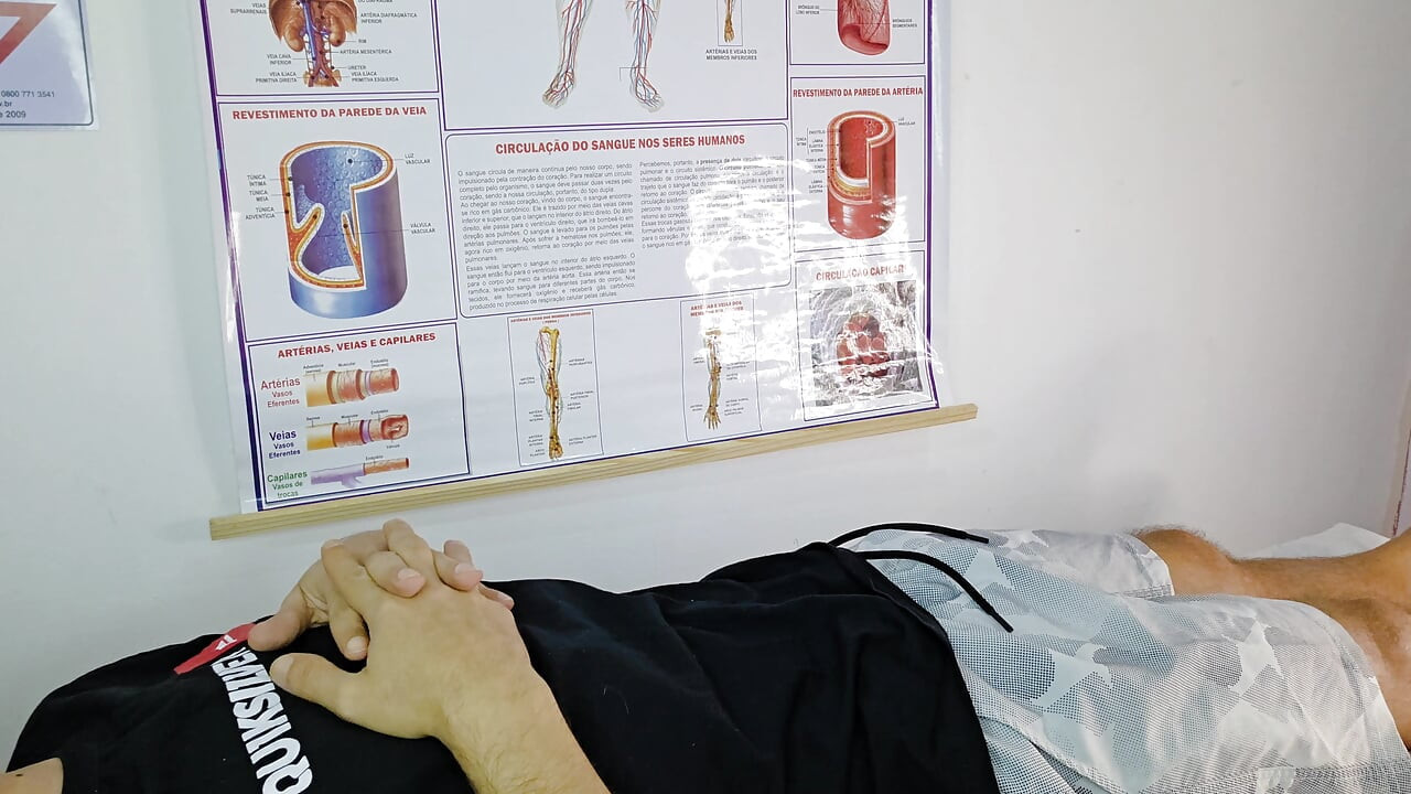 A Real Nurse's Blowjob, Surprised by the Patient's Erection