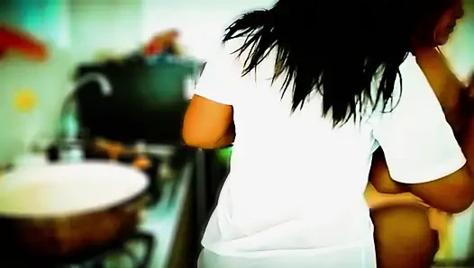 GOOON ROOM СУЧАЮ МАЛЕНЬКУЮ ЛАТИНУ И ДРУЗЕЙ