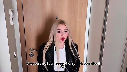 The boss's daughter turned out to be a whore and wants hard sex!