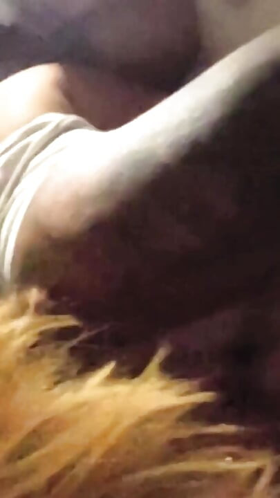 熱妻雞巴蕩婦「精靈」沉迷於兩個