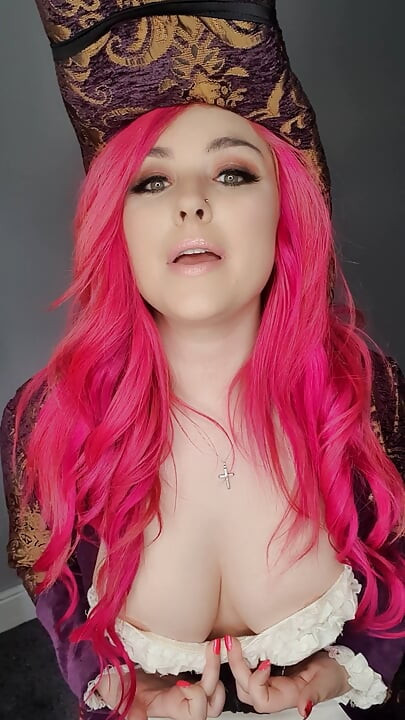 Submissive Pirate Slut Desperate to Serve Her Captain