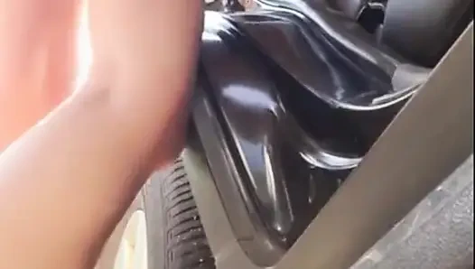 Sex am Morgen im park mit einer heißen Frau