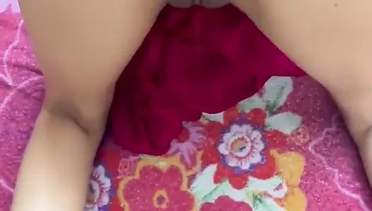 Hintli bebek sert sikişiyor