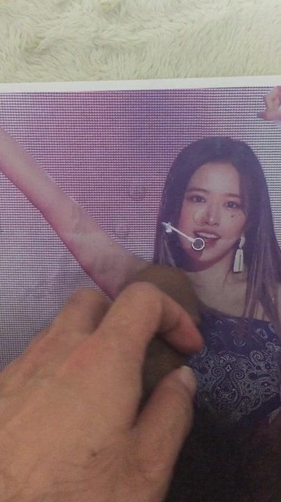 An Yu-jin Cum Tribute on Armpit twice