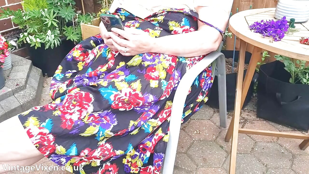 Mature Amateur BBW Housewife Tends to Her Plants and Her Pussy