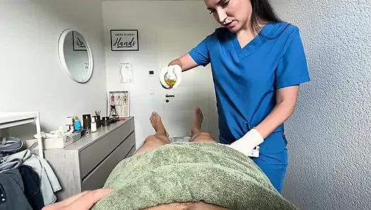 Hot Masseuse Puts On Latex Gloves For A Messy Happy Ending Cumshot