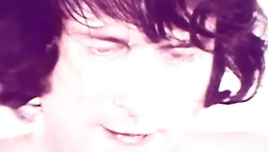Jilat memek sambil fingering memek sampai orgasme