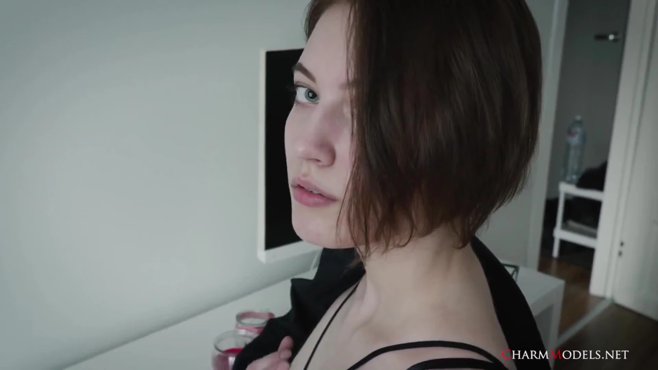 Long Legs Teenmodel Lola in Sexy Lingerie Video