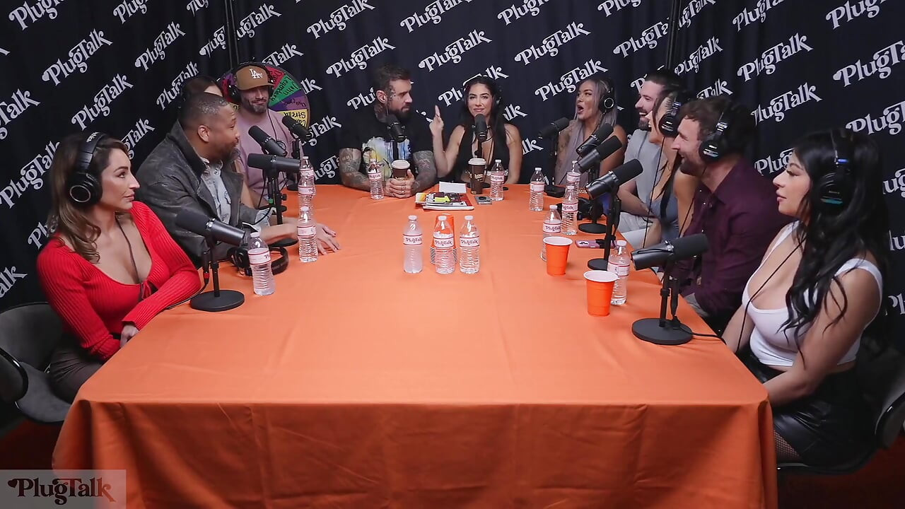 Livestream - podcast plugtalk entrevista painel completo