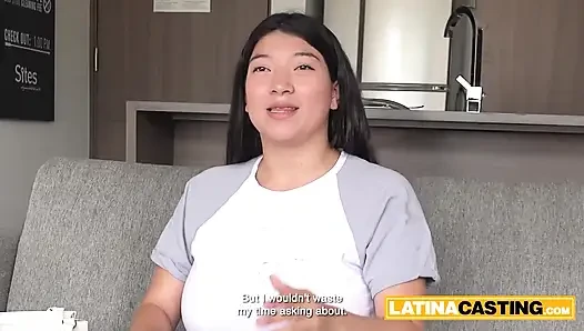 Bu latin iri güzel kadın erkek arkadaşına ve tüm boş vaatlerine ihanet etti... Onun gerçek arzularını yakaladım