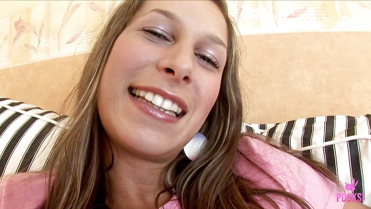 Preslatka Joyce H drka i puši frajera Ivana L., a onda je on žestoko jebe!