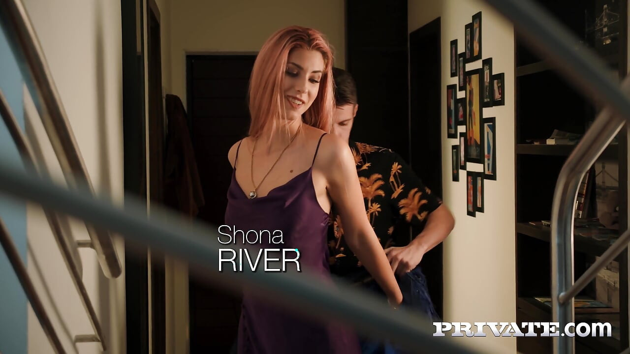 Shona River gets hot and sweaty