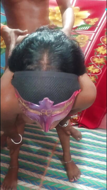 Neighboring Desi Indian Beautiful Girl Friend. Came to her husband's friend's house to fuck, inserted his thick penis deeply int