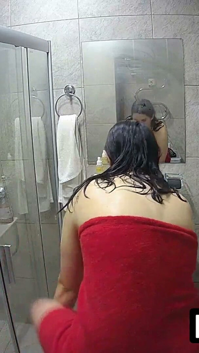 LUUV. A brunette showers, used to amateur cameras, showing her natural body | Clip 1
