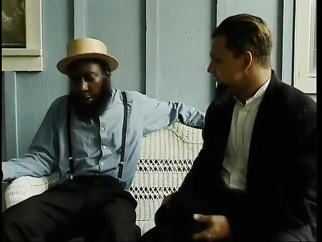 Tipii alb-negru au parte de muie de la gagica Amish