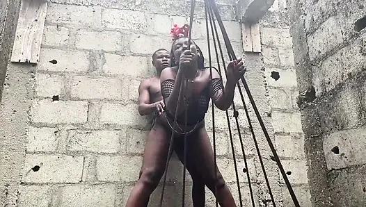 Black Woman with a Spectacular Ass Knows How to Please a Man