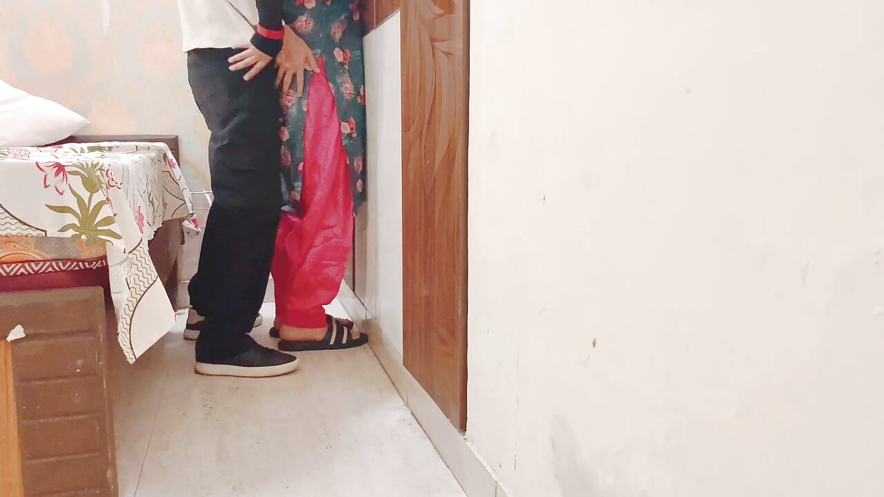 Istri hot desi seksi ngentot dengan suami di punjabi seksi salwar kamiz
