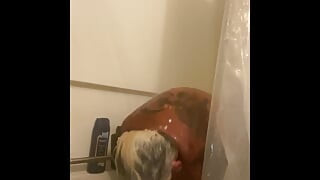 L’heure de la douche, venez rejoindre
