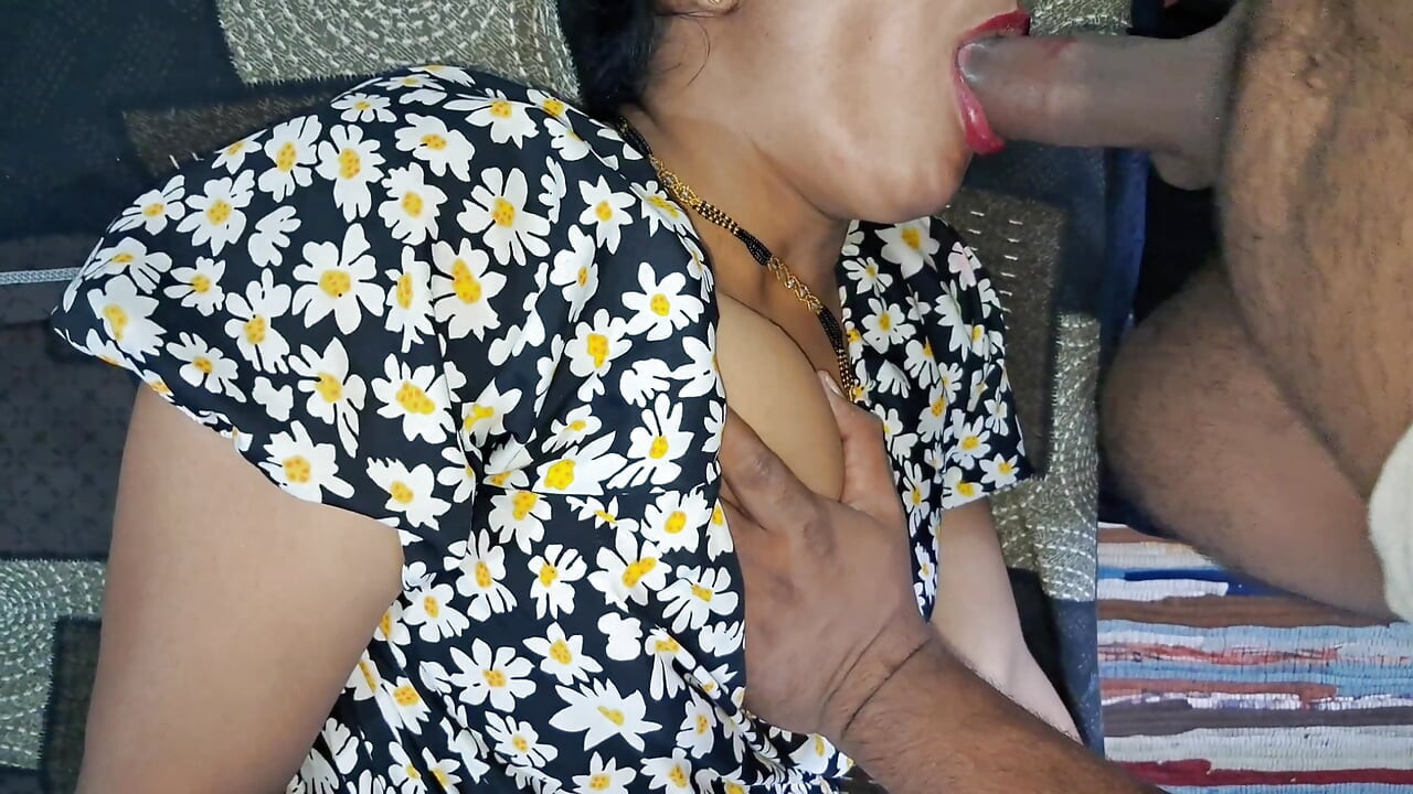 Die beste freundin des ehemanns fickt mich und füllt meine rasierte muschi