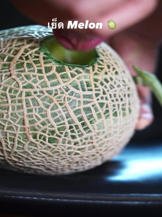 Fuck melon cum inside