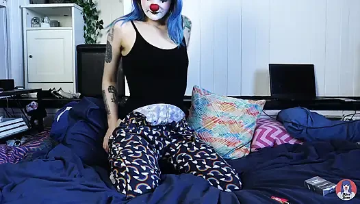 Behaarte Clown Raucht