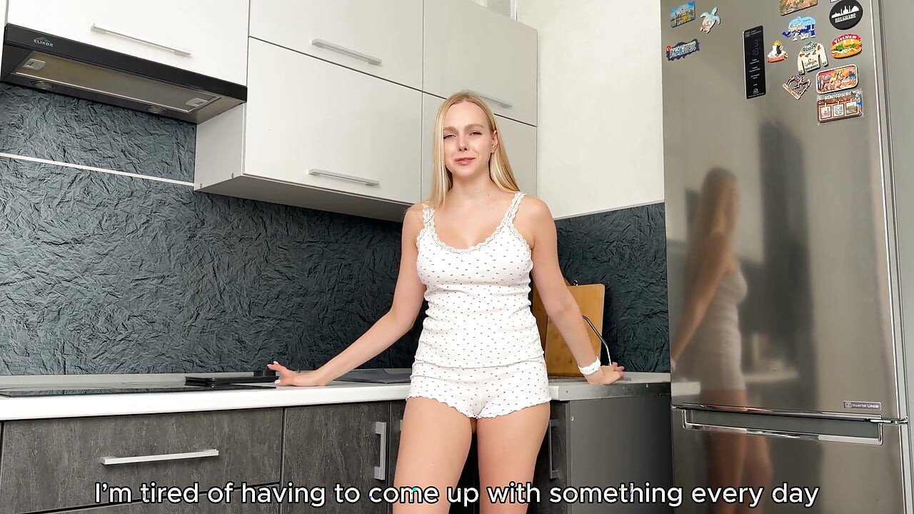 For Dinner, the Stepmom Prepared Her Wet Pussy. the Stepmom Fucks Her Stepson Right in the Kitchen.