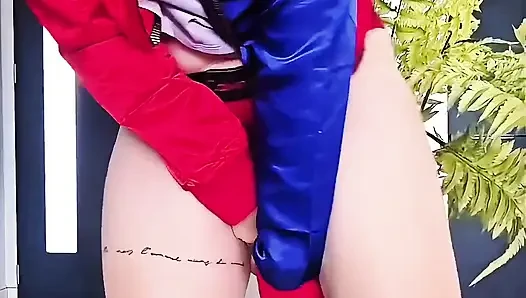 Harley Quinn Marvel Sticks a Baseball Bat