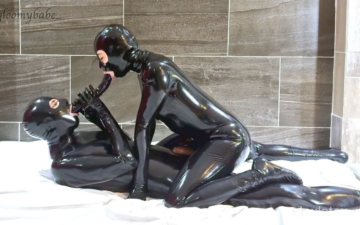 Развлечение с двойным дилдо, полное - Alex Latex