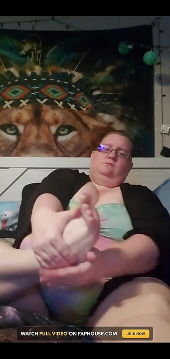 Come Rub My Feet