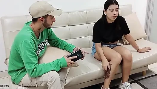 Üvey anne üvey oğlu tarafından sikiliyor, götü ateşli dölle dolu tam hikaye