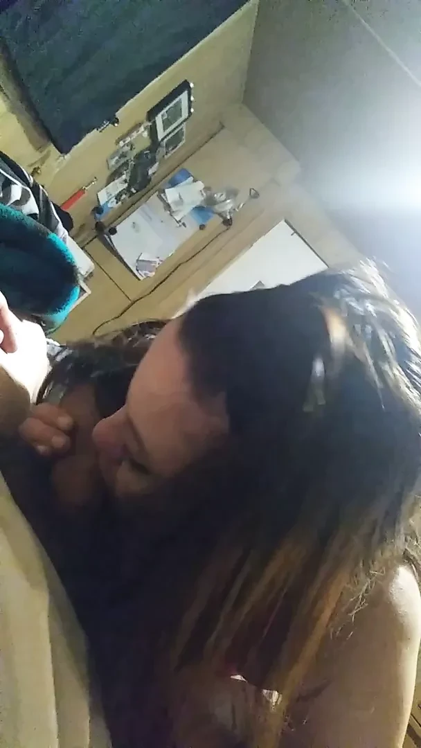 40 year old sucking off 21 year old