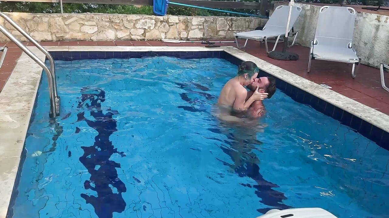 Τα γυρίσματα πορνό μετατρέπονται στο πιο ρομαντικό χύσιμο
