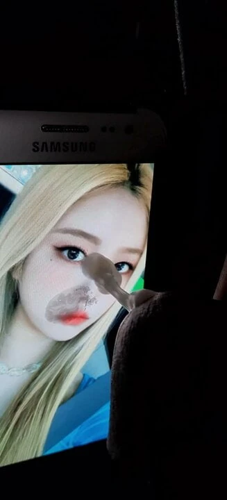 Трибьют спермы для Momoland Jane