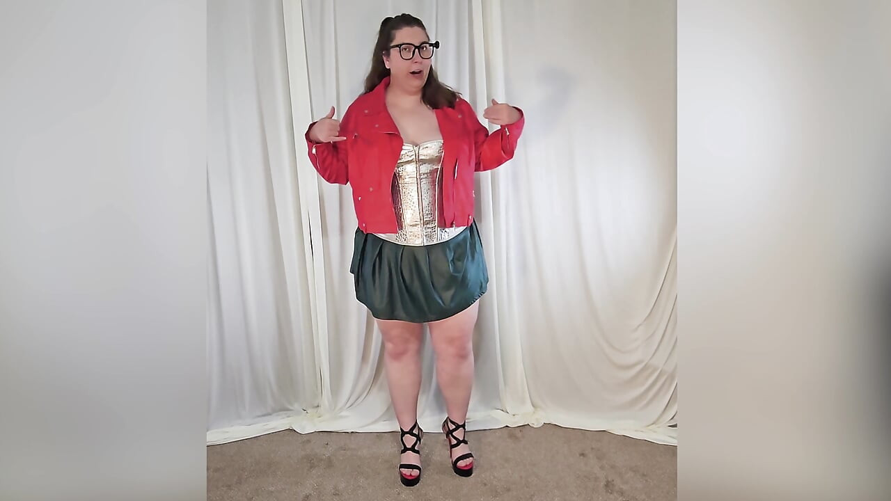 Tall BBW Tempting in Leather Try on Haul