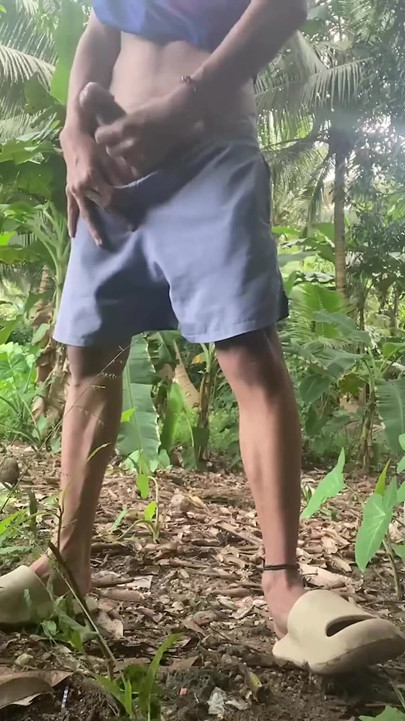 Outdoor Island Boy - Filipino Twink Quick Solo